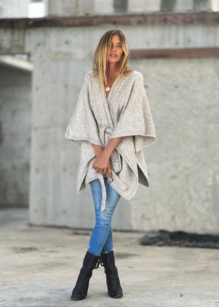 Kiki Poncho Taupe